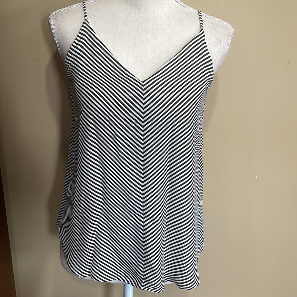 Loft NWT Chevron tank